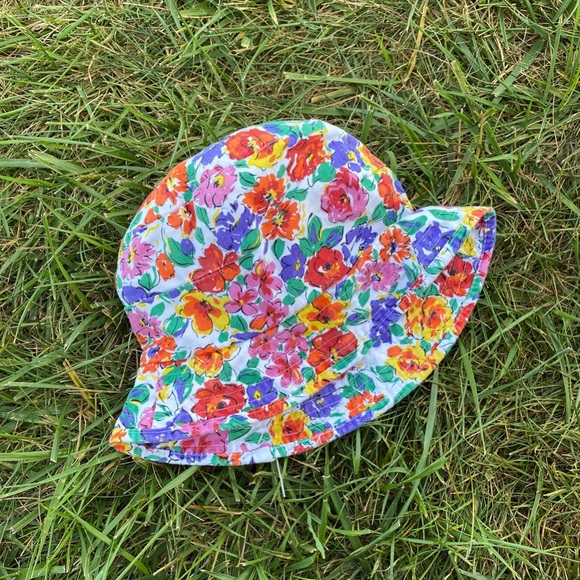 Vintage Accessories - Vtg floral 90s colorful bucket hat Vintage Accessories - Vtg floral 90s colorful bucket hat
